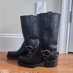 Frye Harness 12R Womens Black Leather Boots